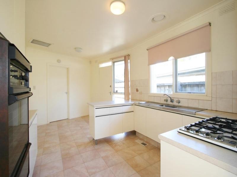 27 Harley Street, Dingley Village VIC 3172