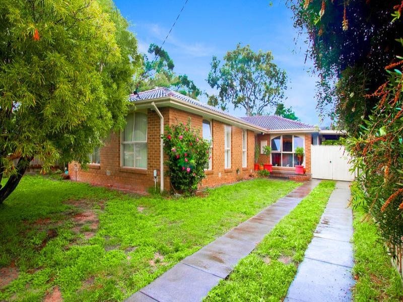 32 Village Drive, Dingley Village VIC 3172