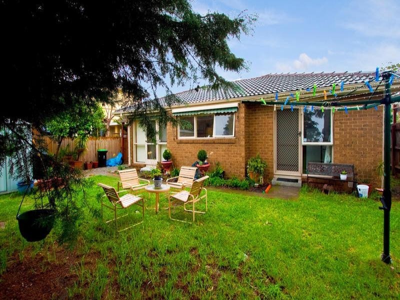 32 Village Drive, Dingley Village VIC 3172