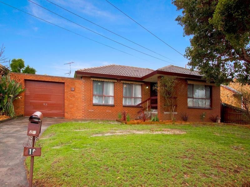 19 Howard Road, Dingley Village VIC 3172