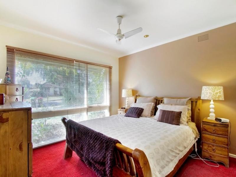 6 Debbie Court, Dingley Village VIC 3172