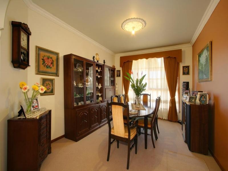 19 Nickson Close, Dingley Village VIC 3172