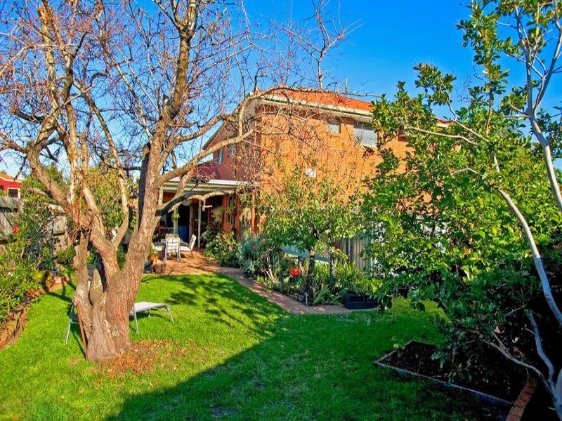 19 Nickson Close, Dingley Village VIC 3172