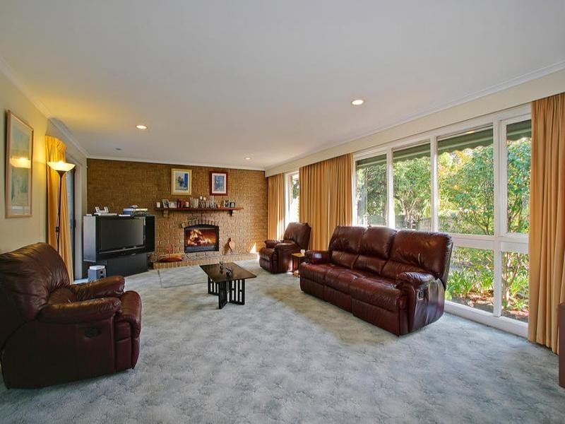 51 Village Drive, Dingley Village VIC 3172