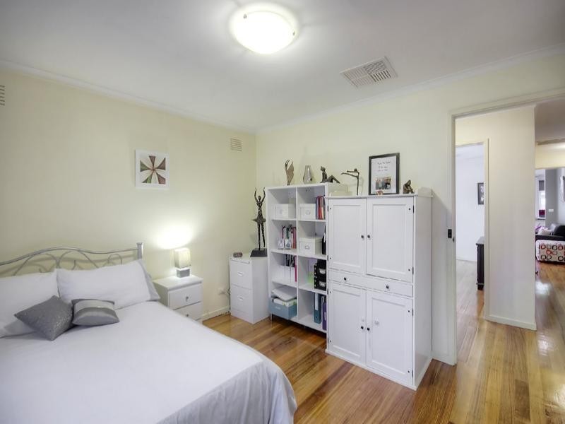 120 Howard Road, Dingley Village VIC 3172