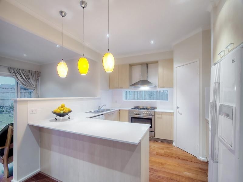 35 Deepwater Drive, Waterways VIC 3195