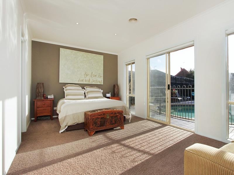 6 Roosevelt Court, Dingley Village VIC 3172