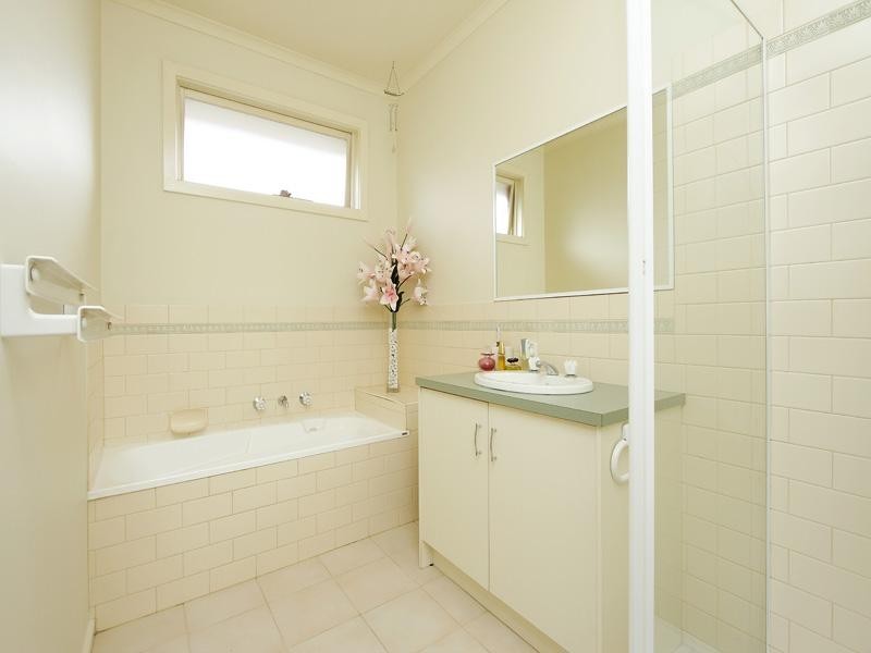 3/28 Howard Road, Dingley Village VIC 3172