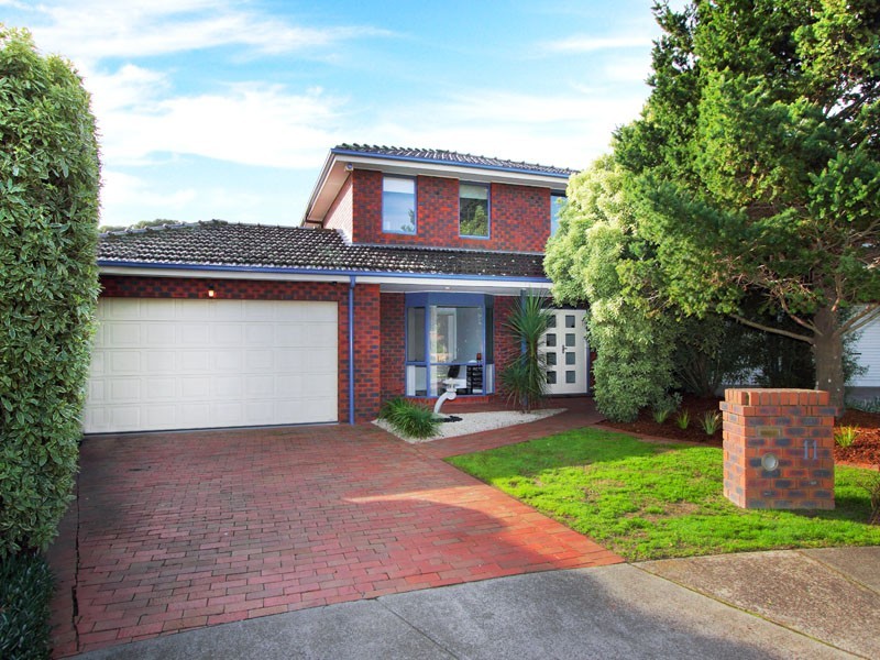 11 Lumeah Court, Dingley Village VIC 3172