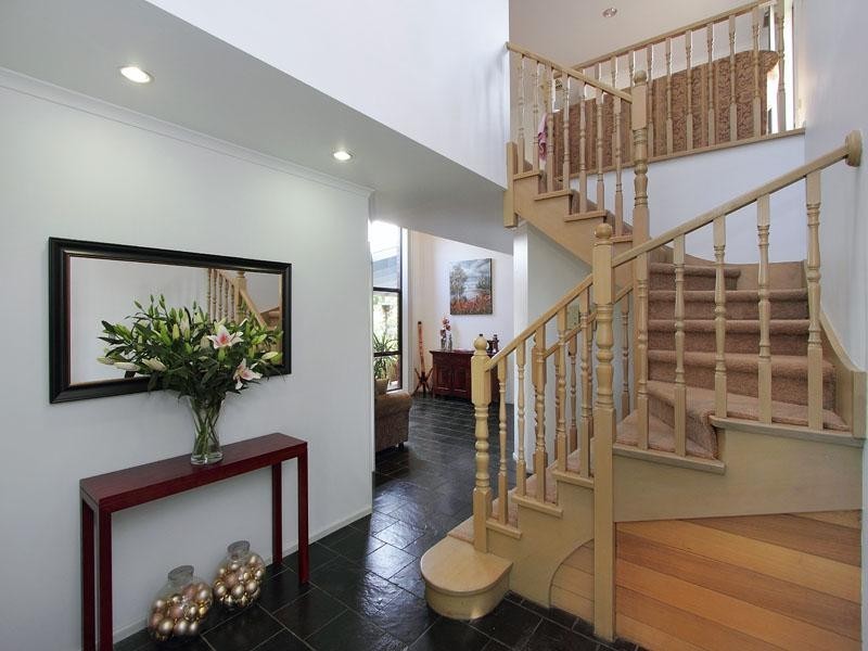 11 Lumeah Court, Dingley Village VIC 3172