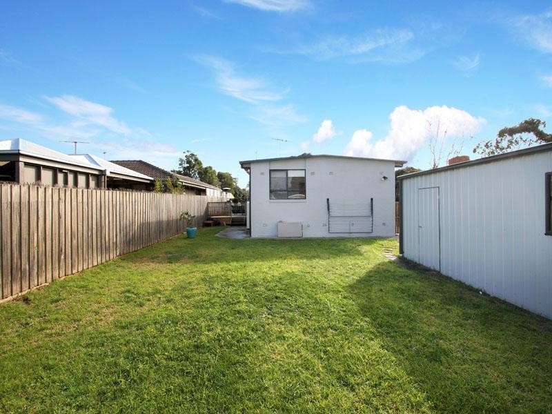 14 Kennedy Avenue, Chelsea Heights VIC 3196