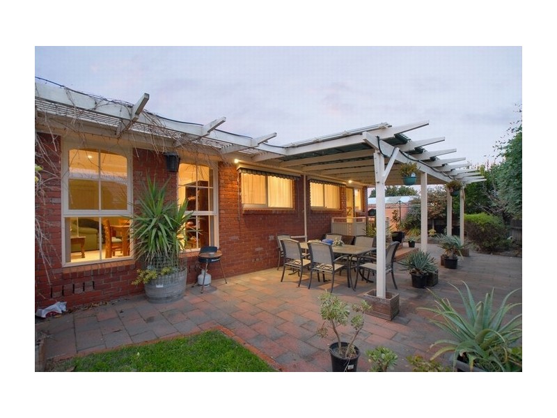 12 Glenelg Court, Dingley Village VIC 3172