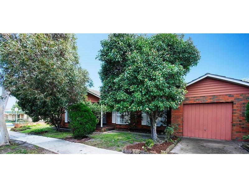 2 Village Drive, Dingley Village VIC 3172