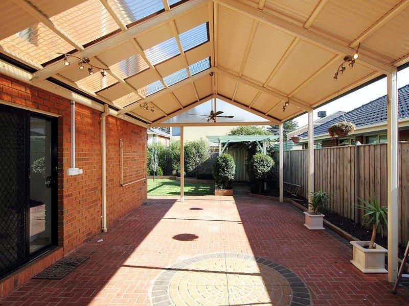 16 Aisha Crescent, Dingley Village VIC 3172