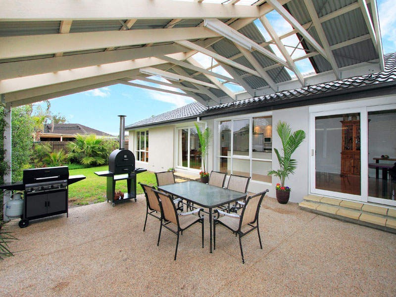 7 Village Drive, Dingley Village VIC 3172