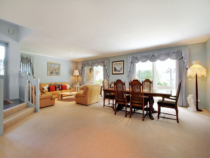 17 Cannery Place, Dingley Village VIC 3172