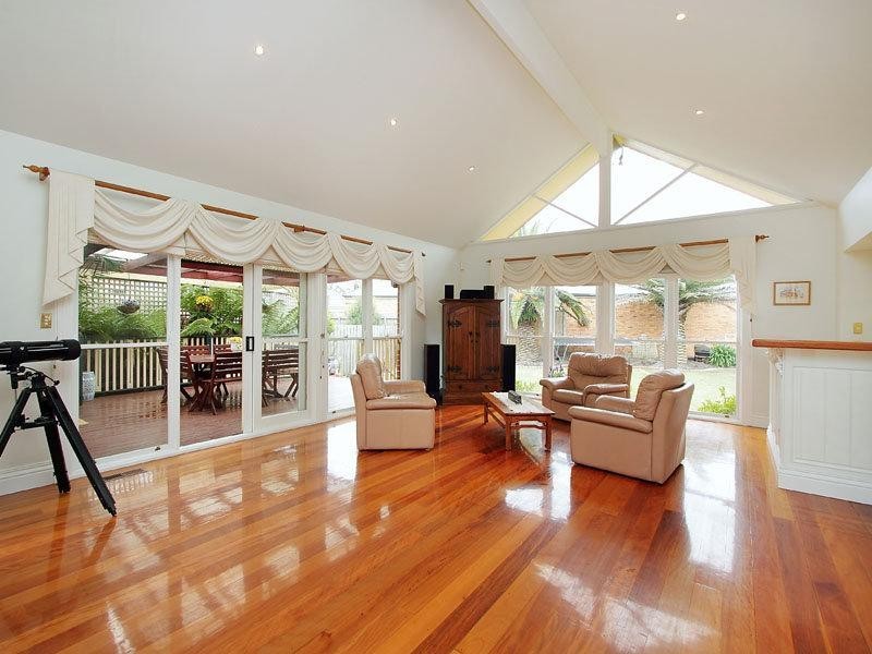 41 Wheatland Crescent, Dingley Village VIC 3172