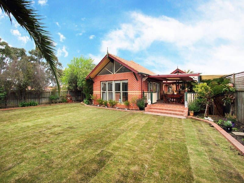 41 Wheatland Crescent, Dingley Village VIC 3172