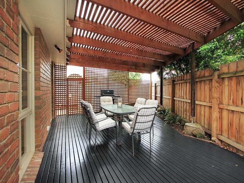 6 Holland Avenue, Dingley Village VIC 3172