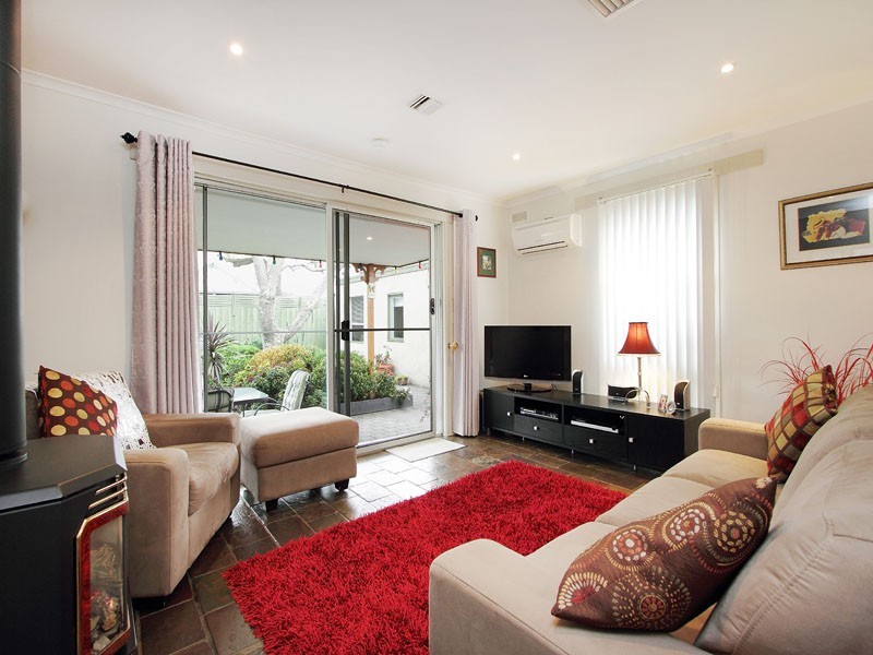 37 Putt Grove, Keysborough VIC 3173