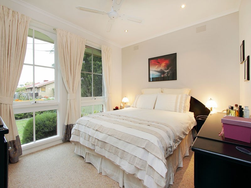 37 Putt Grove, Keysborough VIC 3173