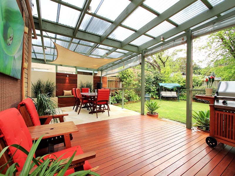 32 Golf Links Crescent, Dingley Village VIC 3172