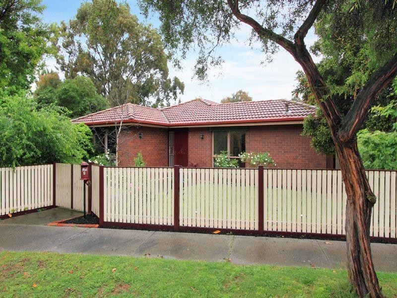 2 Metung Court, Dingley Village VIC 3172