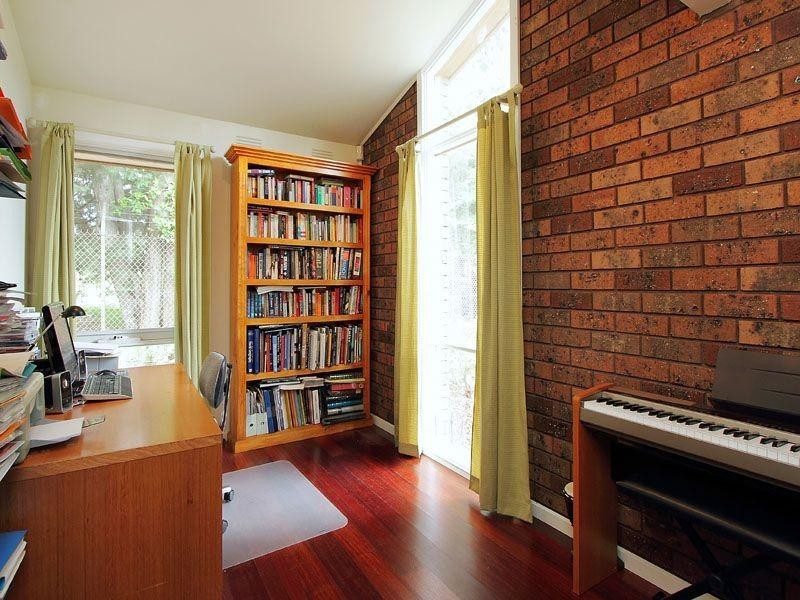 16 Fairway Drive, Dingley Village VIC 3172