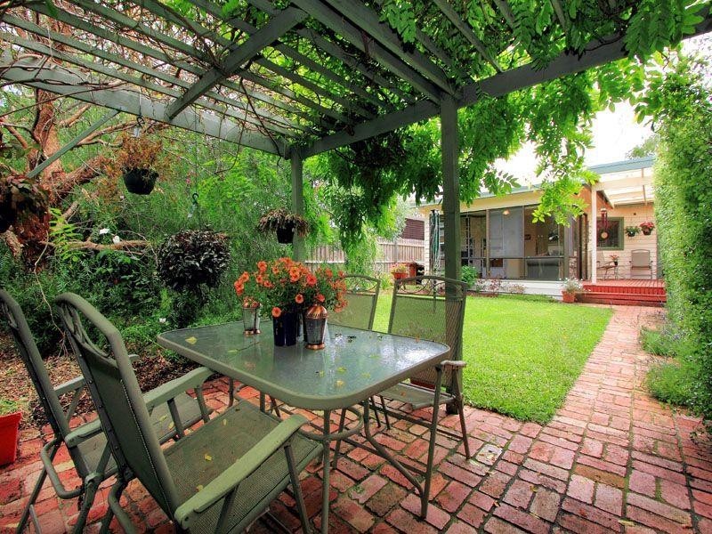 16 Cox Street, Cheltenham VIC 3192