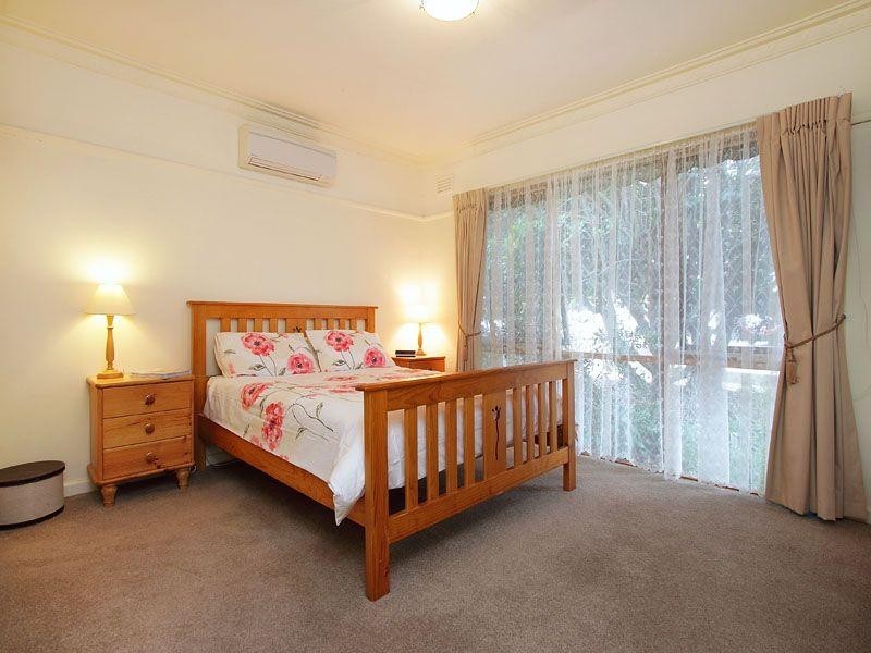 16 Cox Street, Cheltenham VIC 3192