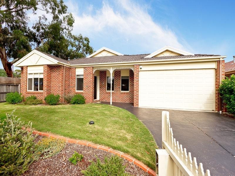 1 Heathland Way, Dingley Village VIC 3172