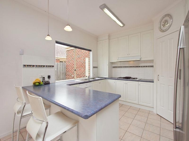 1 Heathland Way, Dingley Village VIC 3172