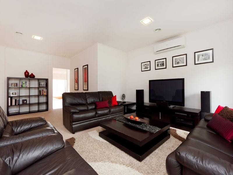 1 Heathland Way, Dingley Village VIC 3172