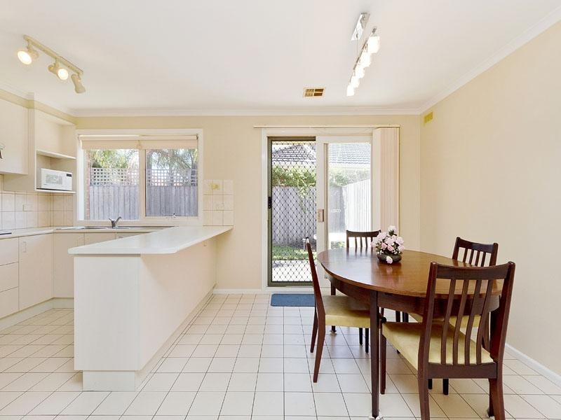 2 Rips Court, Dingley Village VIC 3172