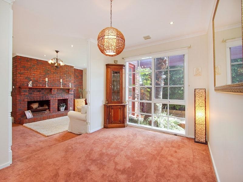 1 Dorrington Court, Dingley Village VIC 3172