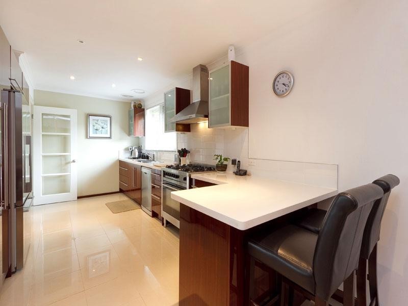 25 Timms Crescent, Dingley Village VIC 3172