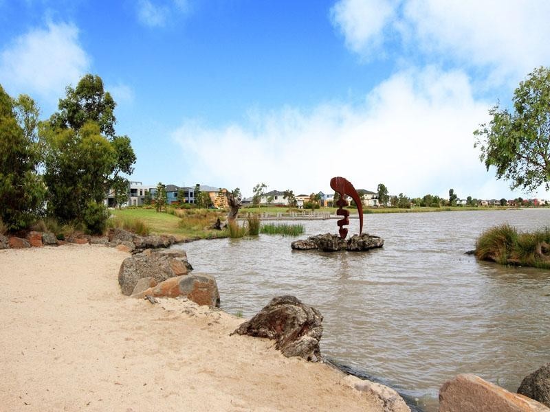 11 Fountain Court, Waterways VIC 3195