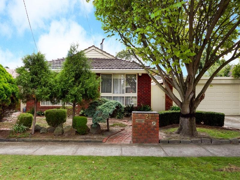 21 Timms Crescent, Dingley Village VIC 3172