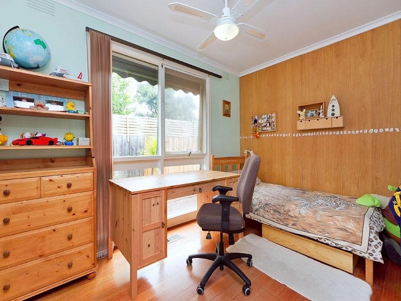 2 Seaton Drive, Dingley Village VIC 3172