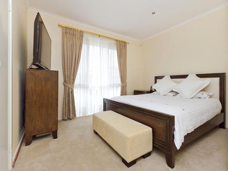 5/28 Howard Road, Dingley Village VIC 3172