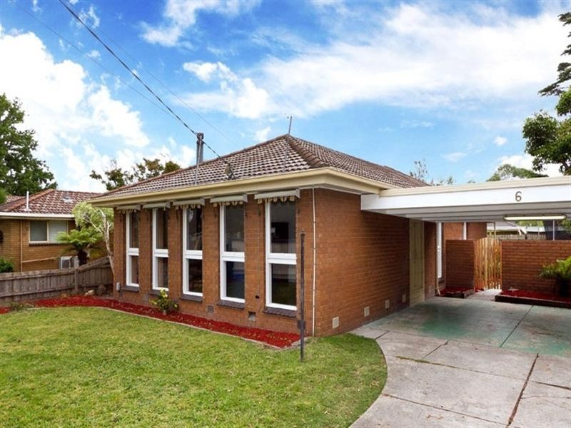 6 Howard Road, Dingley Village VIC 3172
