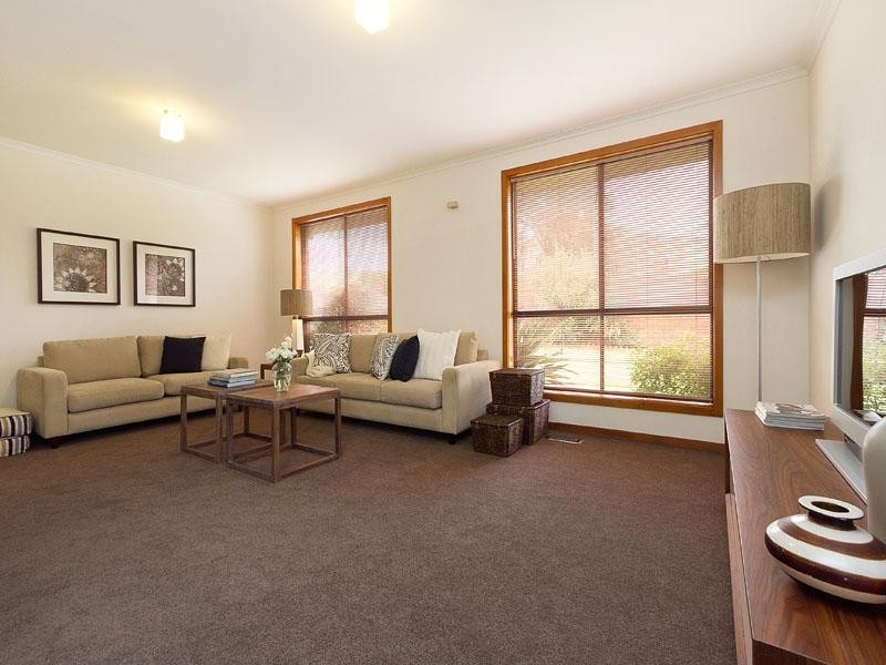 64 Chesterville Road, Cheltenham VIC 3192