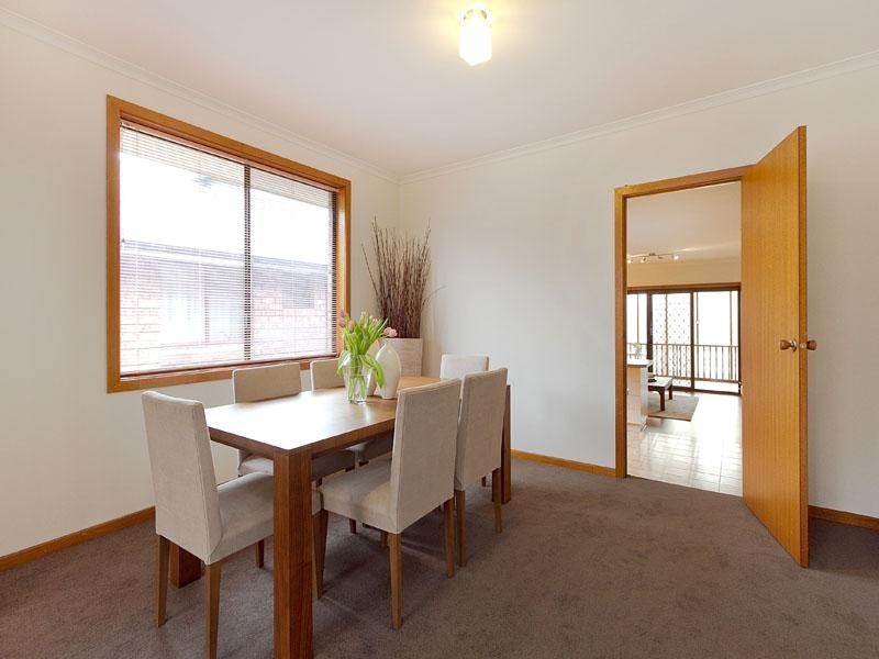 64 Chesterville Road, Cheltenham VIC 3192