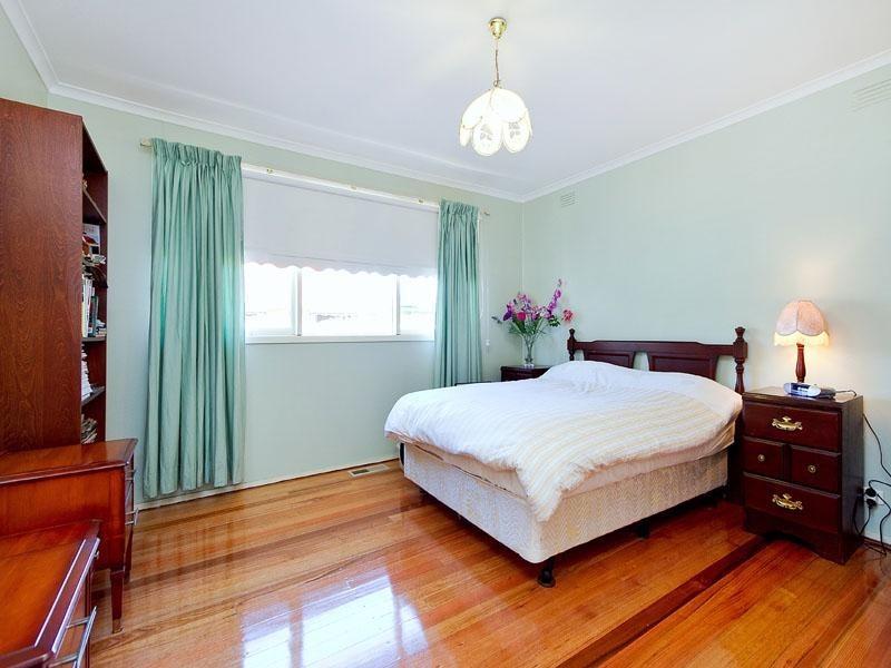 50 Howard Road, Dingley Village VIC 3172