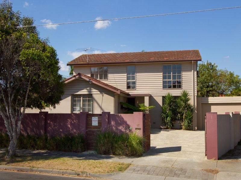 87 Howard Road, Dingley Village VIC 3172
