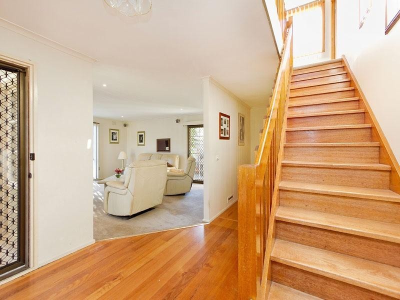 87 Howard Road, Dingley Village VIC 3172