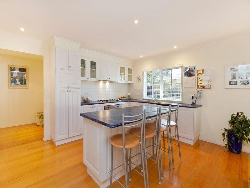 87 Howard Road, Dingley Village VIC 3172