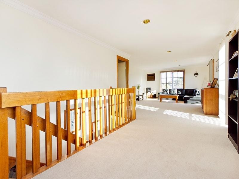 87 Howard Road, Dingley Village VIC 3172