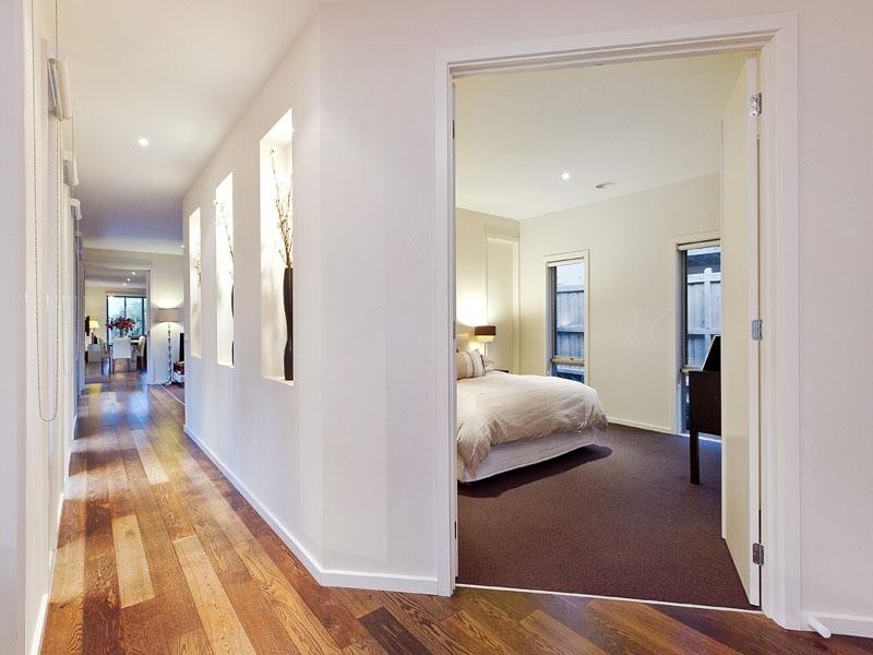 15 Island Point Avenue, Waterways VIC 3195