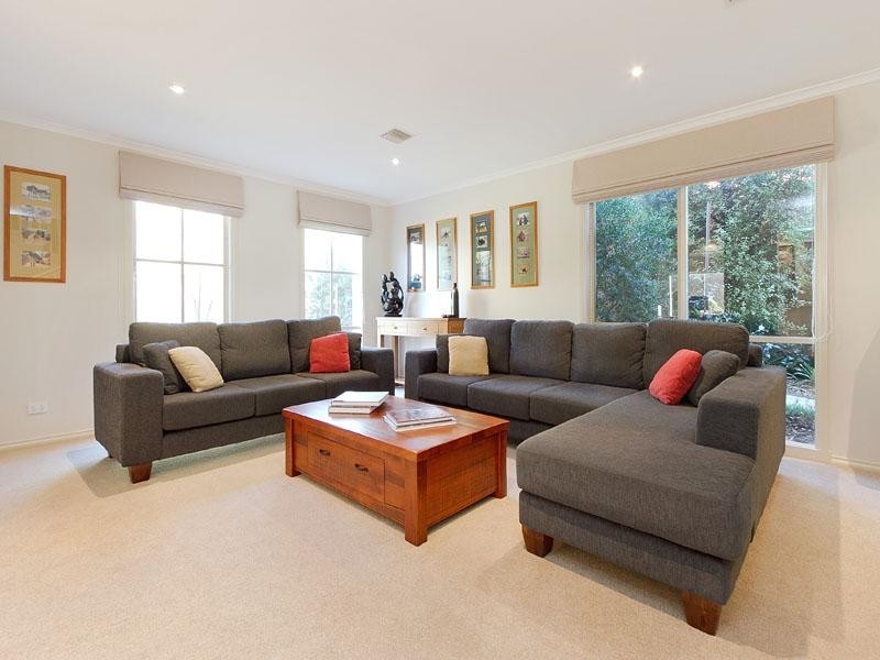 36 Higgins Close, Dingley Village VIC 3172